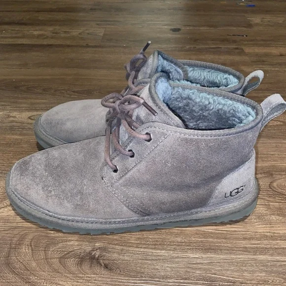 UGG | Shoes | Mens Ugg Boots Sz 1 | Poshmark display picture 1